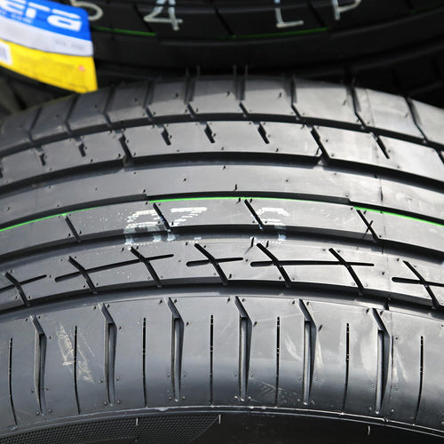 275/55R20 117V All Season XL Tire S213