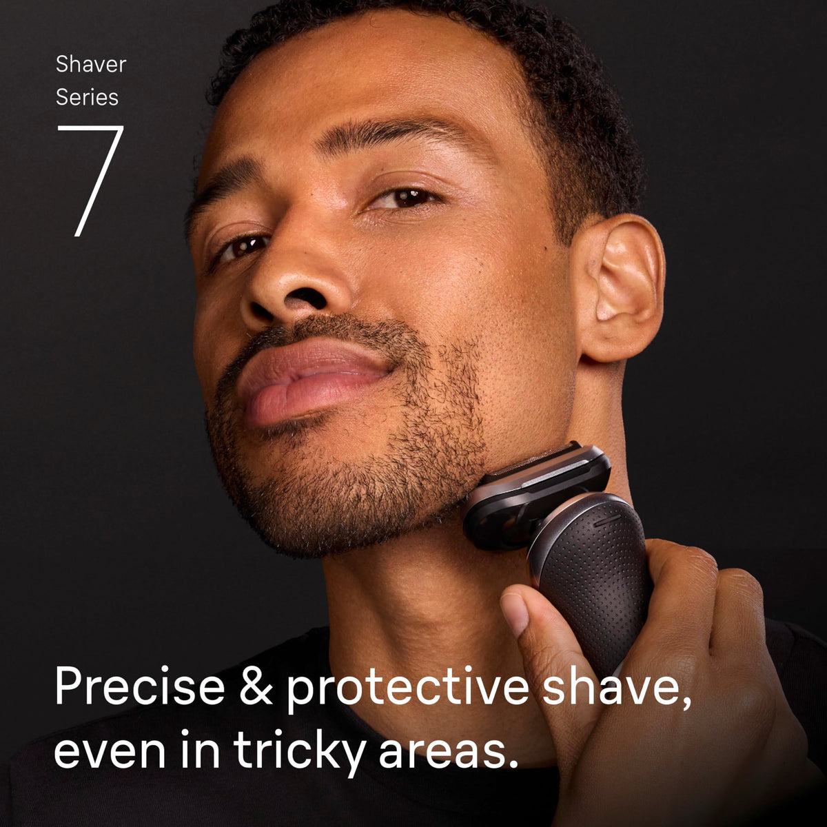 Electric Wet & Dry Foil Shaver with Travel Case O739052