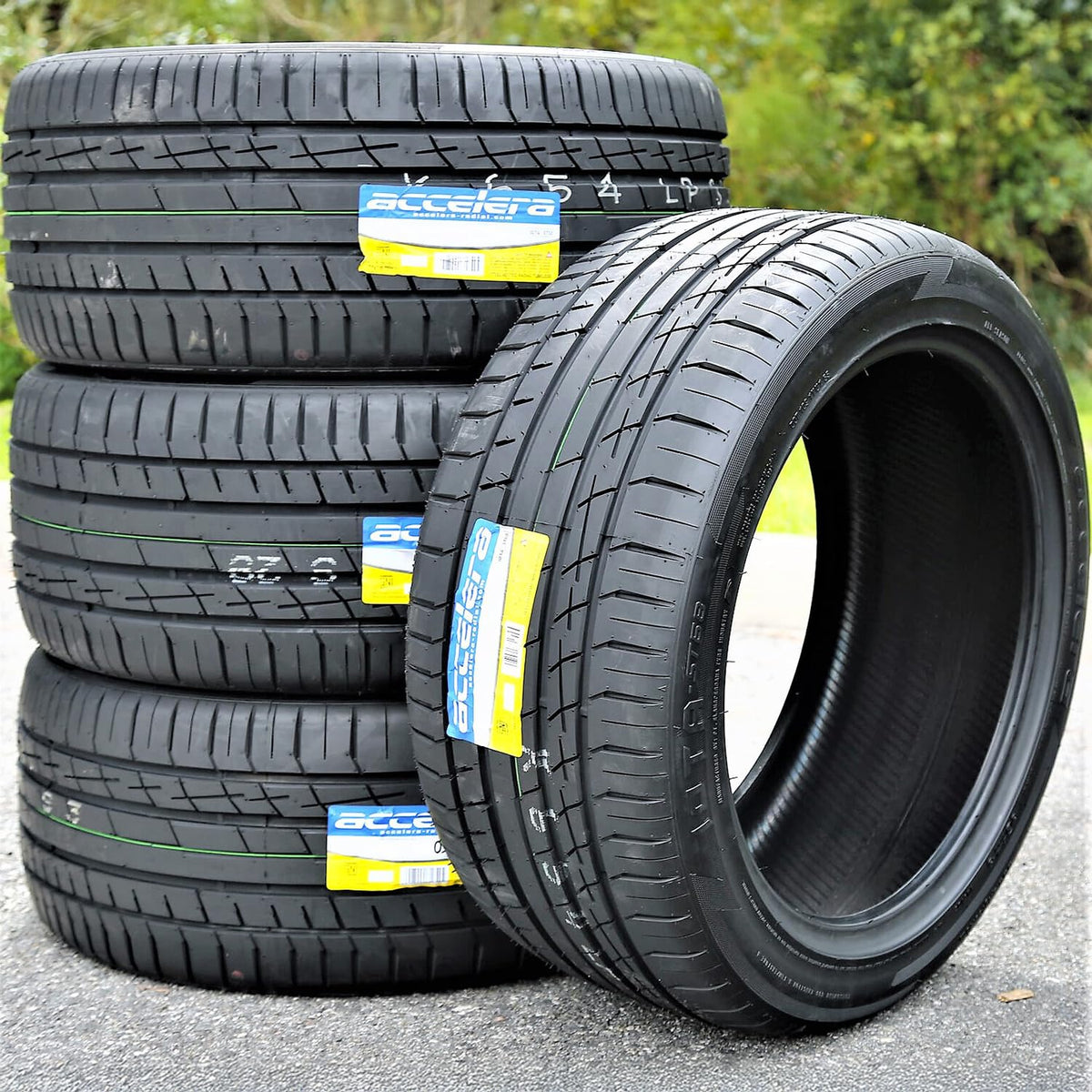 275/55R20 117V All Season XL Tire S213